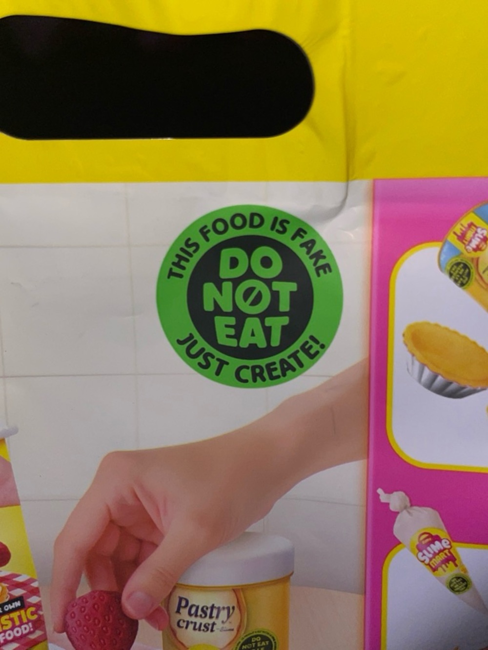 ZURU Slime Mart Kids Slime Kit - Yellow - Picture 4 of 4